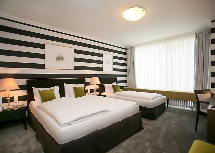 Dreibettzimmer